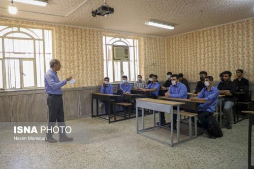 عوامل جذب کننده معلم در آموزش وپرورش چگونه انتخاب می شوند؟