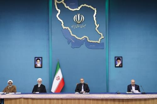 بررسی تأثیر معدل بر نتایج آزمون سراسری در شورایعالی انقلاب فرهنگی