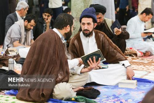 دبیرخانه دائمی اعتکاف در عرصه علمیه خراسان تأسیس می شود
