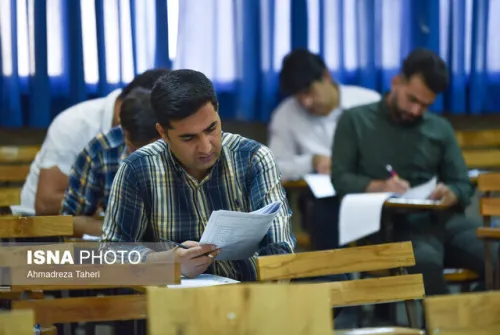 آغاز ثبت نام آزمون اخذ پروانه کارگزاران گمرکی سال ۱۴۰۴